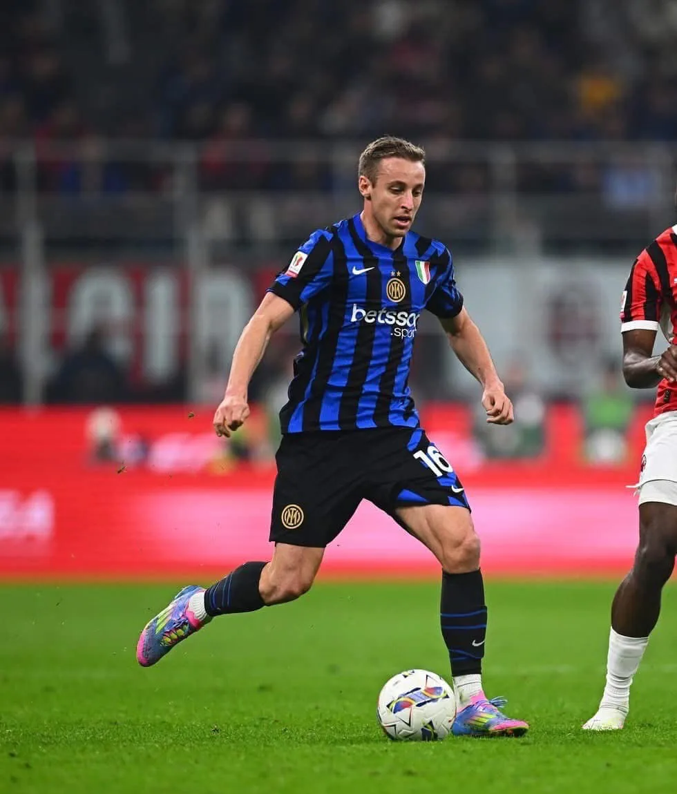 9Games-今晨欧超杯焦点战,AC米兰复出首秀,态度坚定,心理建设被强调(国米反超AC米兰登顶意甲新)